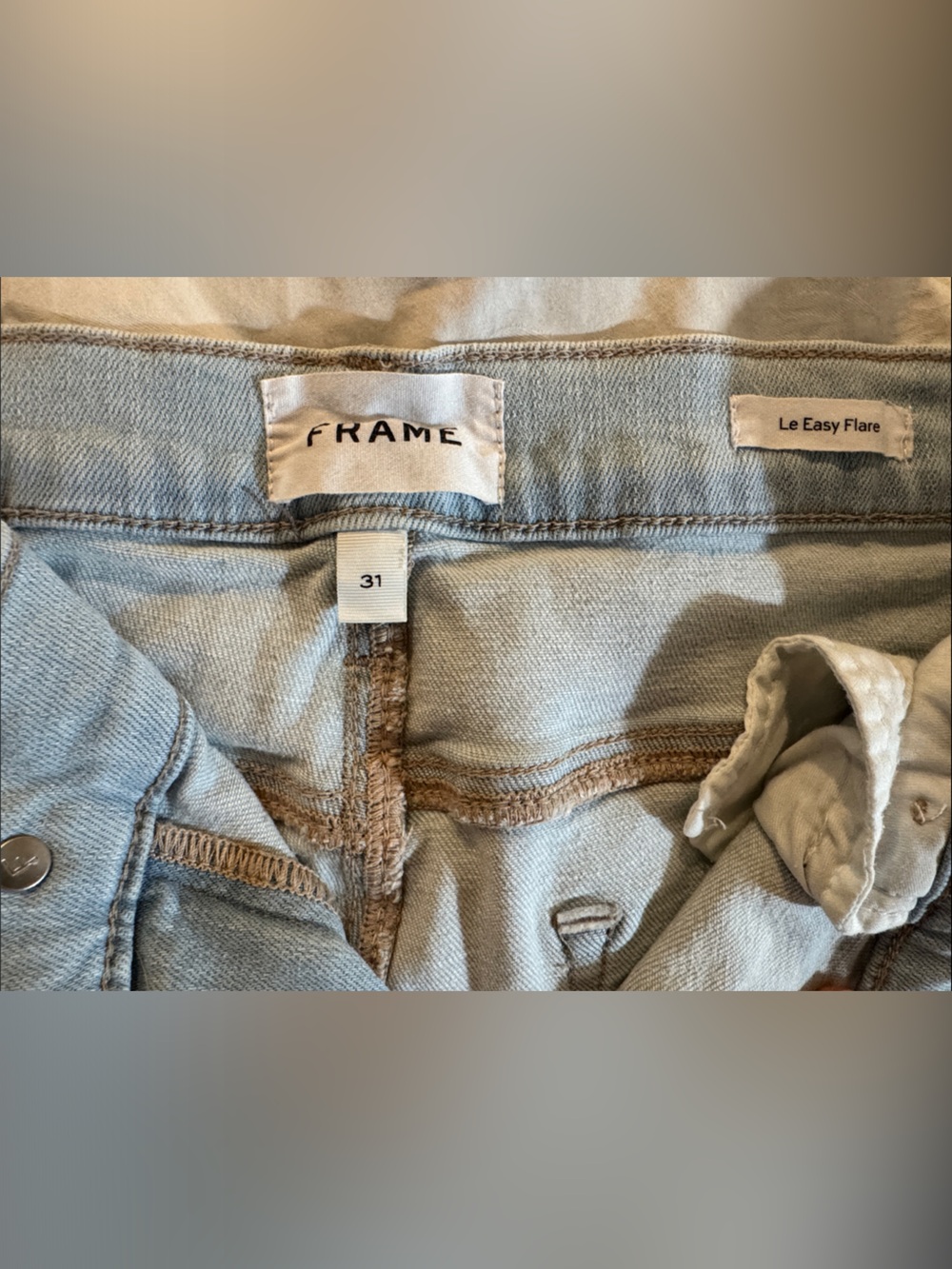 Frame Denim Women’s Bootcut Jeans in Light Blue Wash